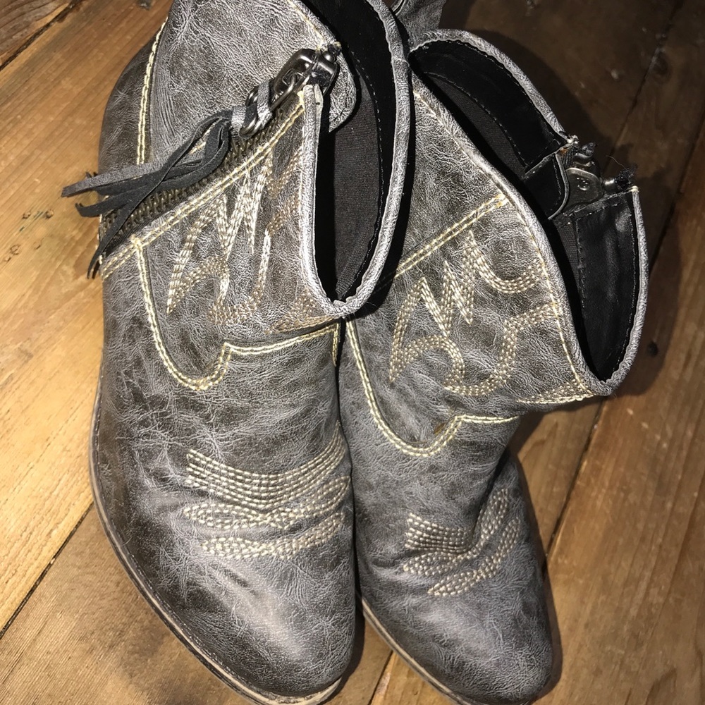 Grey Big Buddha Western Ankle Boots